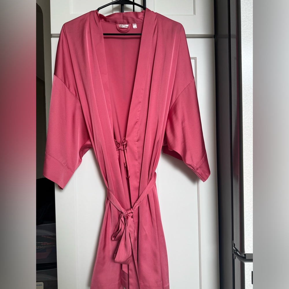 La Vie En Rose Pink Satin Robe